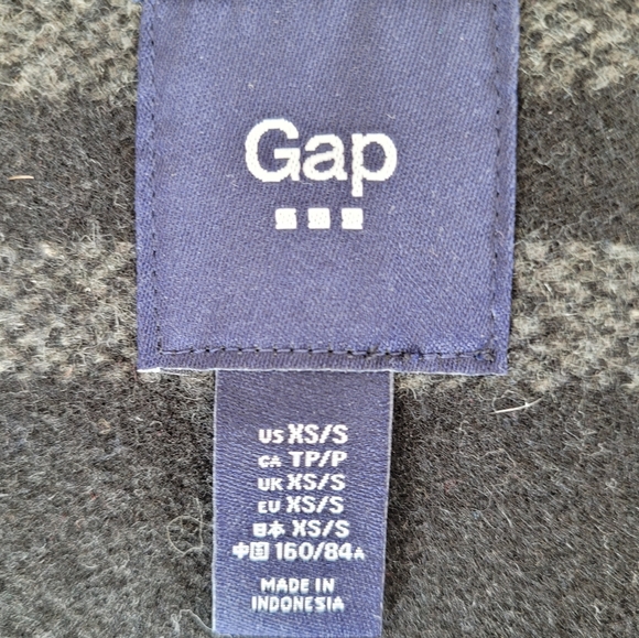 XS GAP Poncho / Cape - Picture 6 of 6